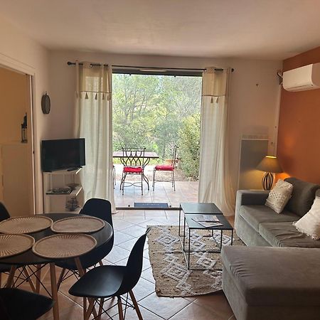 Appartement Golf De Saumane 2 Chambres 2 A 4 Personnes Eksteriør billede