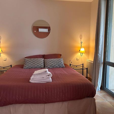 Appartement Golf De Saumane 2 Chambres 2 A 4 Personnes Eksteriør billede